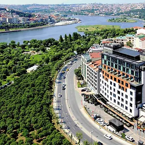 Hotel Moevenpick Golden Horn
